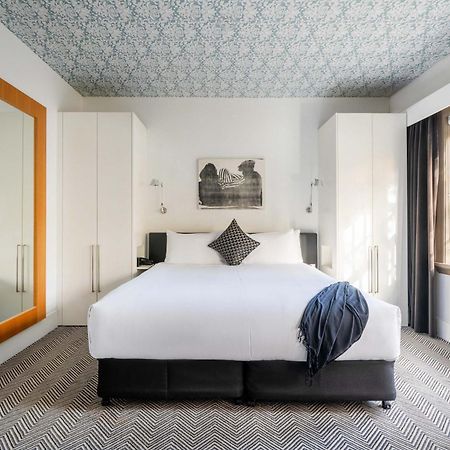 Peppers Gallery Hotel Канбера Екстериор снимка