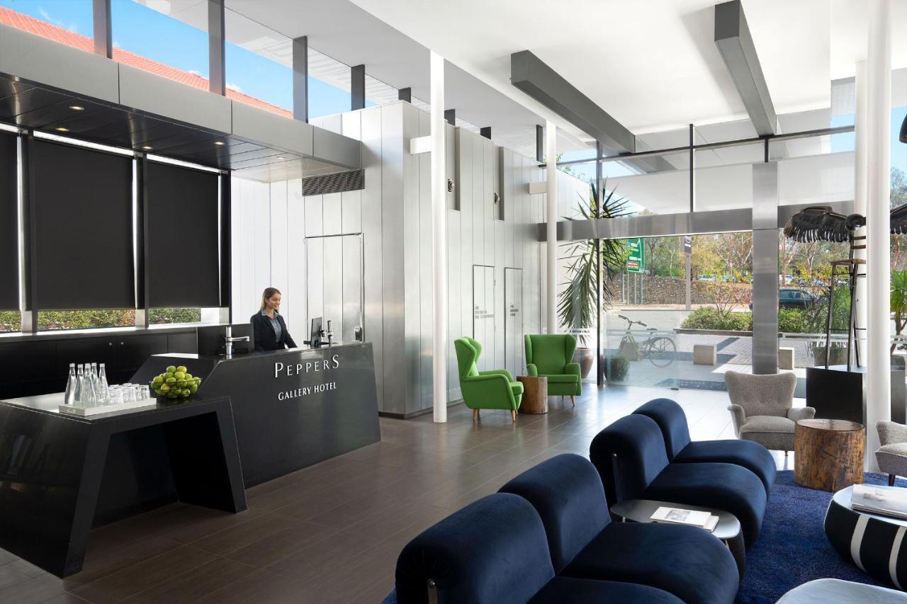 Peppers Gallery Hotel Канбера Екстериор снимка