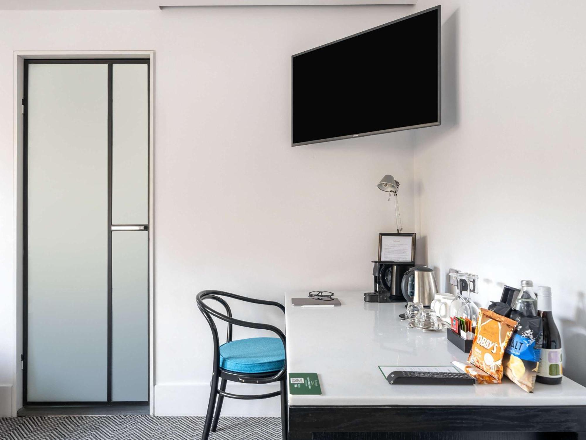 Peppers Gallery Hotel Канбера Екстериор снимка