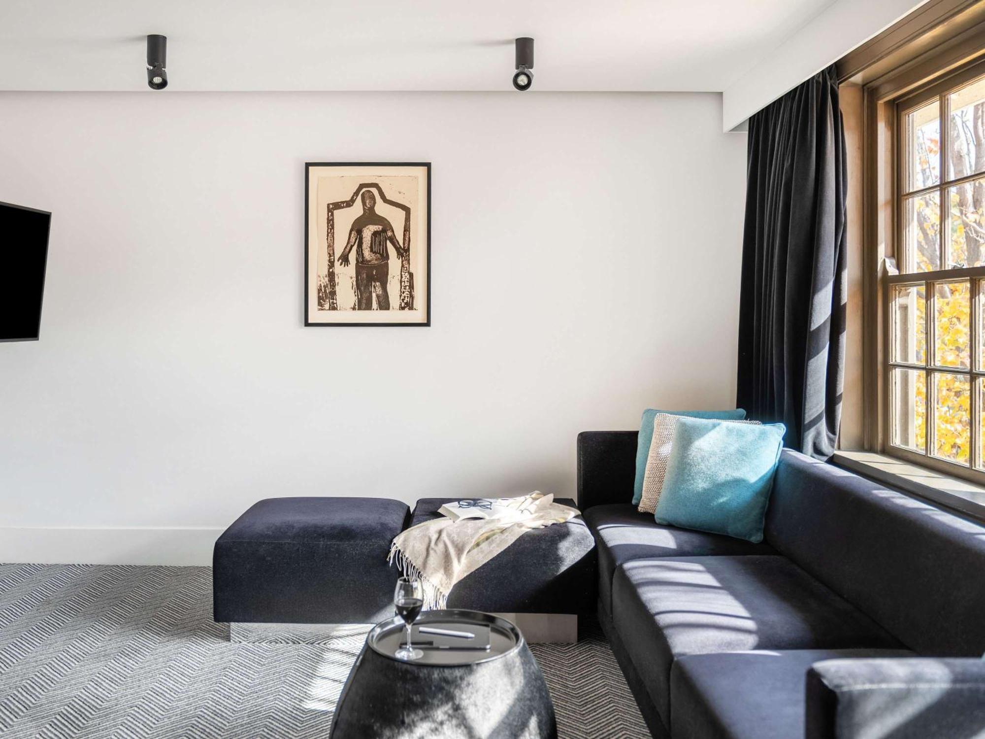 Peppers Gallery Hotel Канбера Екстериор снимка