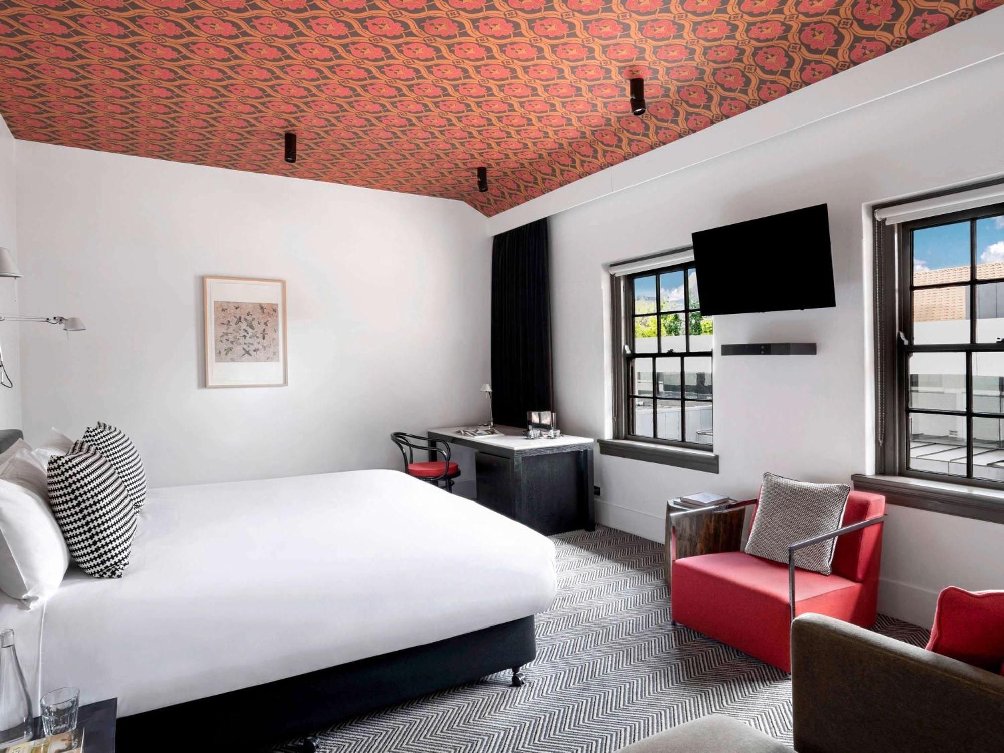 Peppers Gallery Hotel Канбера Екстериор снимка