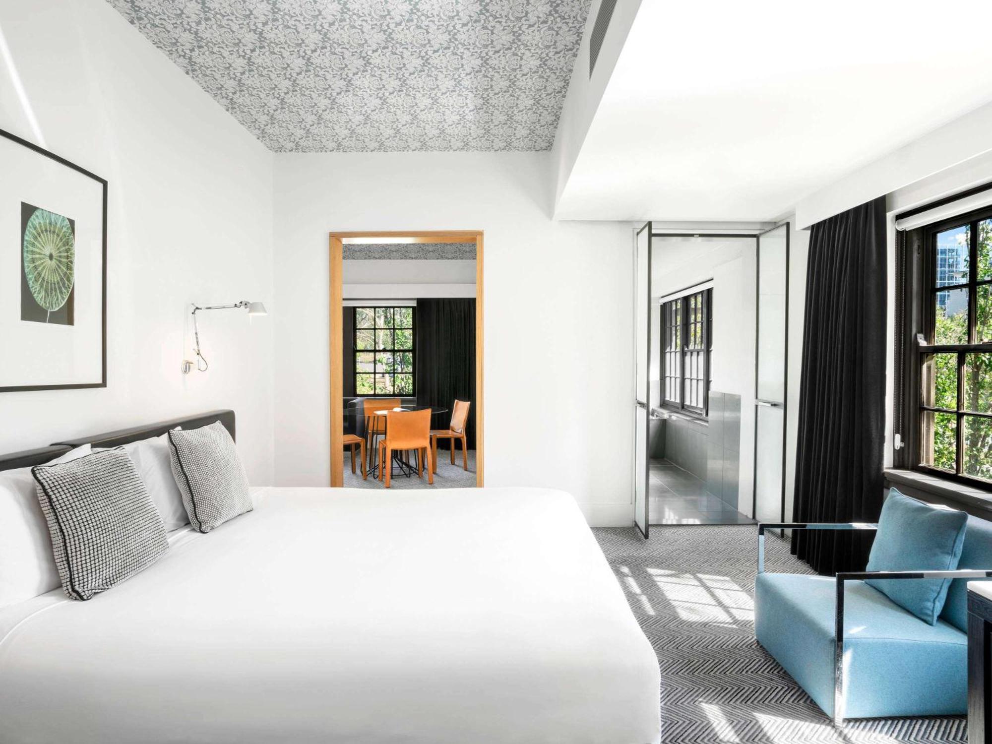 Peppers Gallery Hotel Канбера Екстериор снимка